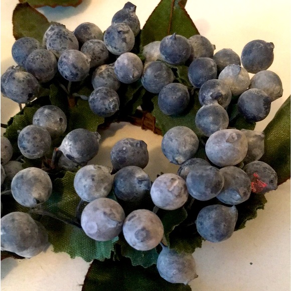 Decorative Fruit Accent 4 pieces NEW - Picture 9 of 13